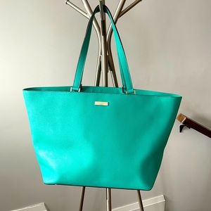 Kate spade zipper Tote and matching clutch